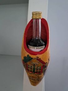 Lucas Bols Clog with miniature 3.5cl Cherry Brandy