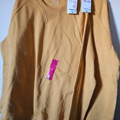 Sweatshirt x2 BNWT