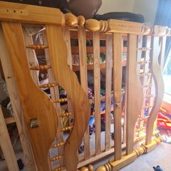 Double Pine Bed