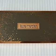 Laura Mercier palette
