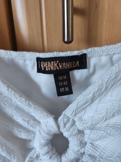 Dress size 14 worn only once