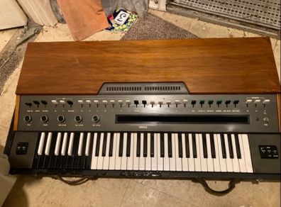 Yamaha YC 30 organ