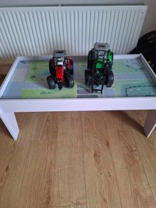FREE kids play table
