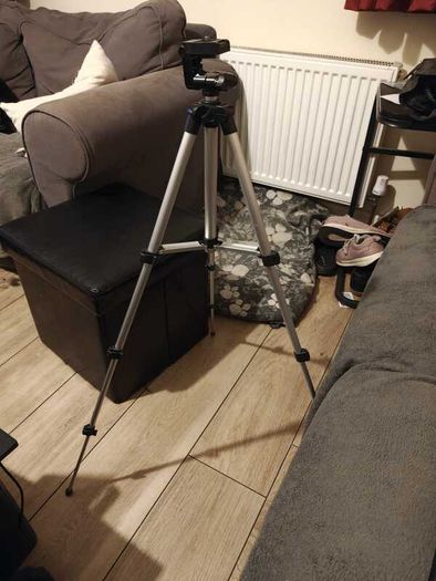 Mini camera tripod