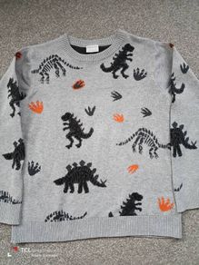 boy's winter jumper. Age 6/7