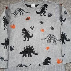 boy's winter jumper. Age 6/7