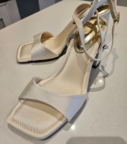 Bridal Shoes Ivory Wide Fit Block Heel Sandals (UK 7) Unworn
