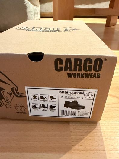Safety boots, size 40 EUR