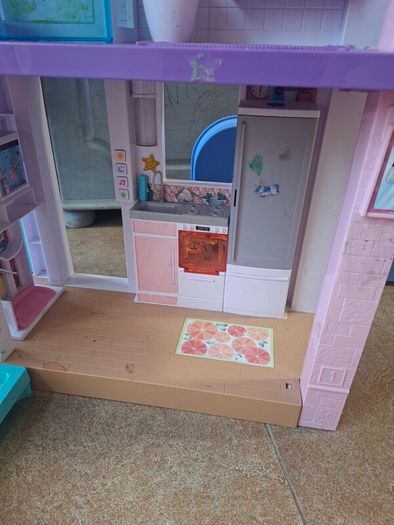 barbie dream house