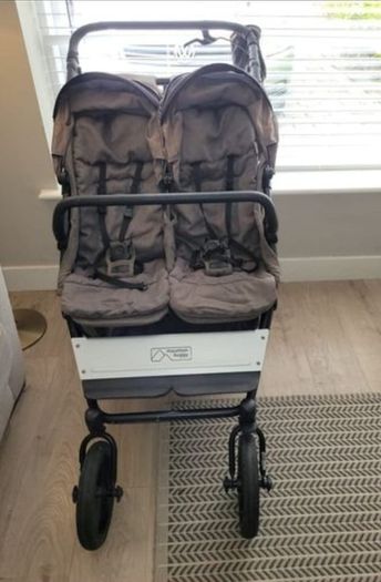 Mountain Buggy Duet Luxury Herringbone Twin Buggy + Carrycots & Car Seats