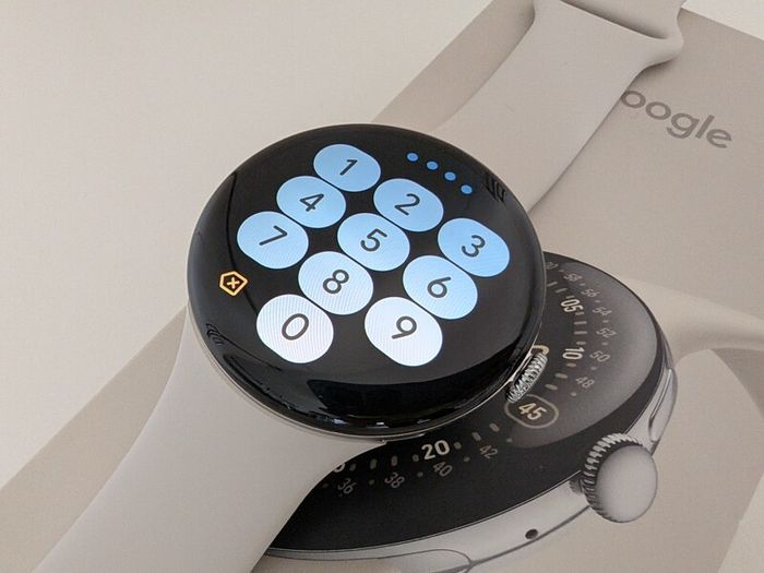 Google Pixel Watch 4 45mm Wi-Fi