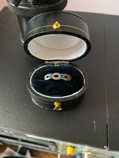 ring white gold sapphire and diamond rind