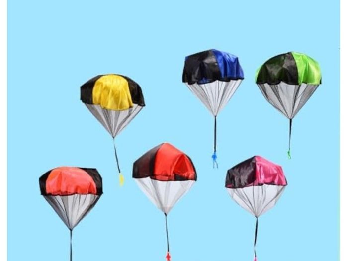 Brand New Parachute Toy Set 5 PCS Outdoor Games