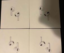 Airpod 3rd Generation (IRISH STOCK) MagSafe /Lightning Brand New Sealed 1 Year Apple Warranty