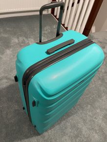 Big Light Like NEW Suitcase