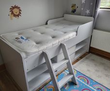 Kids bed