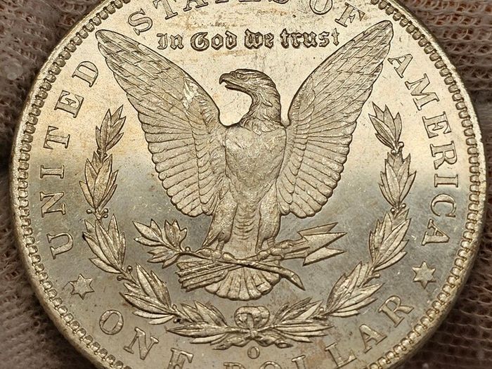 USA United States Silver 1904 O Morgan Dollar Beautiful Uncirculated Lustrous Superb!