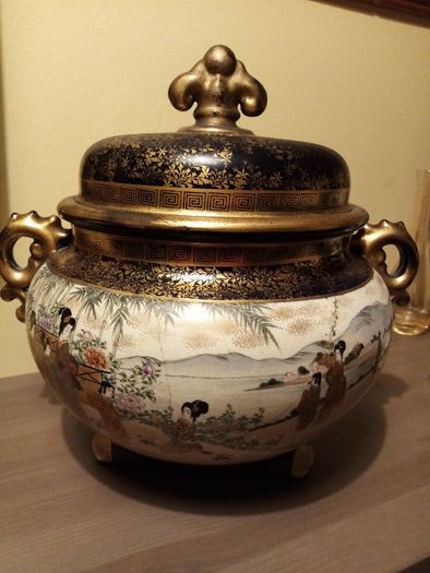 Antique Rare Chinese Jardinire