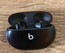 Beats Studio Buds