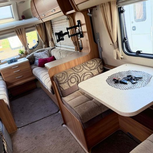 Caravan- Swift Challenger 530