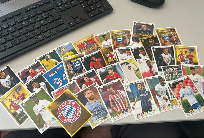 Panini FIFA 365 2021 Sticker Lot