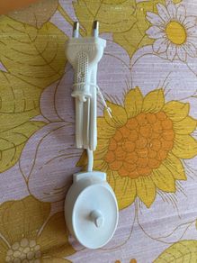 Electric toothbrush charger for Oral B toothbrush
