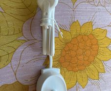 Electric toothbrush charger for Oral B toothbrush