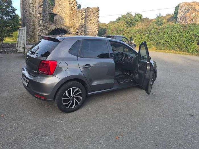 2017 Volkswagen Polo