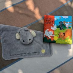 Baby toys (in French)