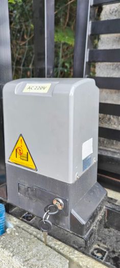 Electric Gate