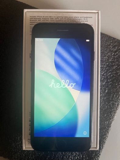 Apple iPhone SE Black - 64GB