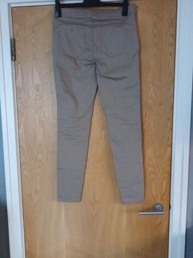 Primark Push Up Stretch  Jeggins. S.12.   B.N.W.T.
