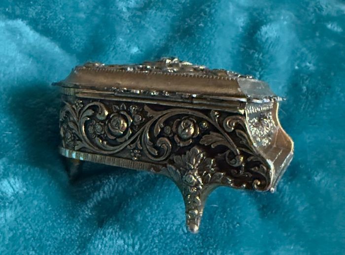 Vintage Grand Piano Jewelry Box, Gold Tone with Red Velvet Japan