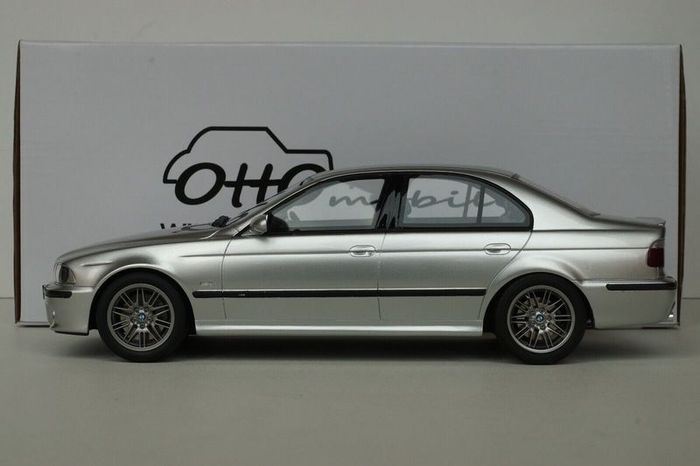 BMW M5 e39 Otto-mobile OT-747 1/18 New in Box