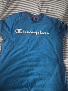 Champion t-shirt