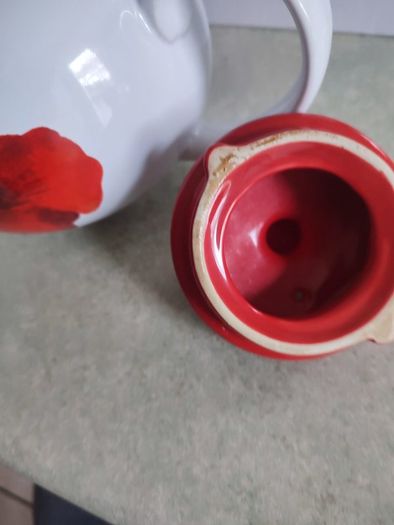Rayware Alpine Poppy Teapot plus 5 Aynsley dessert plates and 3 dinner plates BREEZE everyday use.