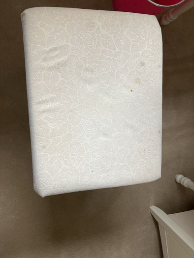 girls dressing table