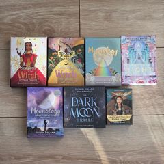 Oracle cards, crystals and other stuff