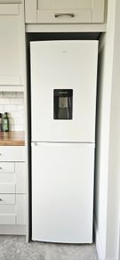 Logik 50/50 Fridge Freezer