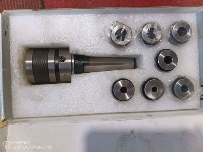 Quick change Tap collet