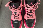 Pink and black Nike Air Jordan's UK4.5