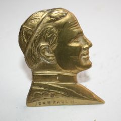 Vintage brass John Paul II H-3"