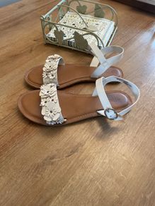 Next white floral sandals uk3 excellent condition!