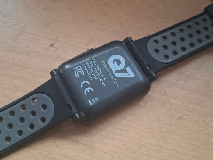 Q7 Smart Watch