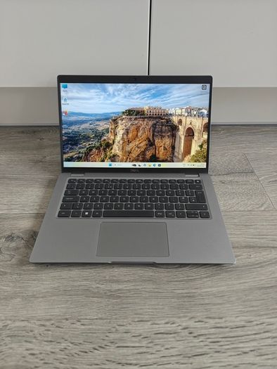 Dell Latitude 5440 Laptop | i5 (12th gen) | 16GB | 256GB | 14" FHD | Warranty