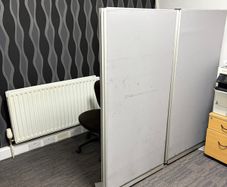 Free Office partitions ( 6 panels and legs)