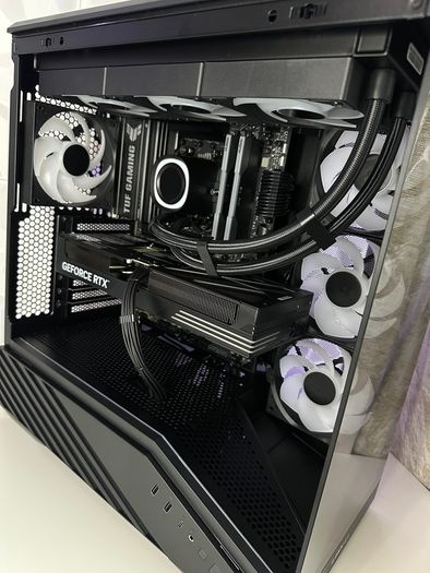High End Gaming PC | RTX 5070 ti 16GB / Ryzen 9800x3d / DDR5