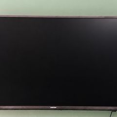 Samsung 40 inch flat screen TV - fully working