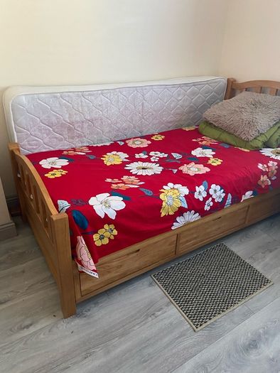 singl bed