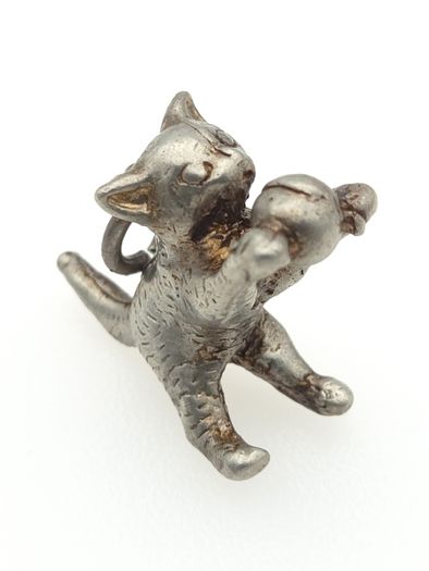 Vintage Cat Silver Charm